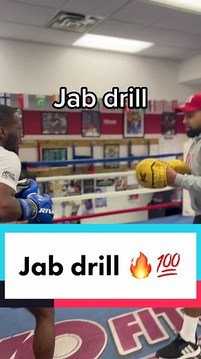 Jab drill for #Boxing #mma #boxingcoach #boxingday #boxinglife #punching #boxingtraining