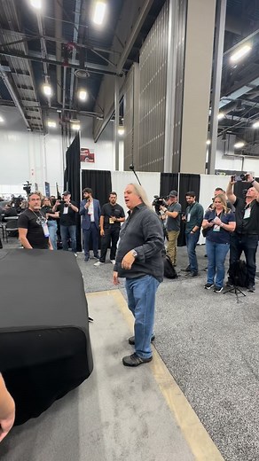 1.1K views · 915 reactions | The long awaited unveiling @purevisiondesign Steve Strope’s “Haraka” a 1970 Roadrunner! Here at the @semashow 2025. Feature our Pro-G IFS and Pro-G IRS systems for Mopar B-bodies! | Heidts Hot Rod & Muscle Car Parts | Facebook