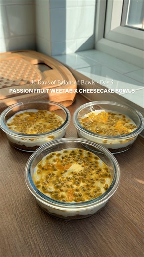 Serena Patel | Food & Travel Content Creator on Instagram: "Passion Fruit Weetabix Protein Cheesecake Bowls 🥣 DAY 4 of 30 DAYS OF BALANCED BOWLS I’m back with a new high protein weetabix cheesecake bowl & these passionfruit ones might be the easiest I’ve done so far, but still SO good! These weetabix cheesecake bowls are ideal for a healthier high protein breakfast or dessert! It’s meal prep friendly, low fat & has over 30g of protein per bowl! Macros per bowl: 317 cals, 35g P, 41g C, 2g F 🔸 I