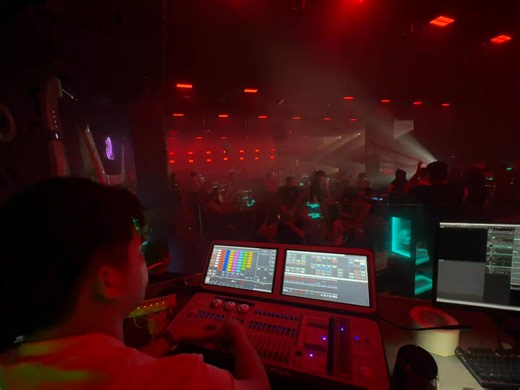 55K views · 1.2K reactions | 殺殺On-site lighting control, awesome,...