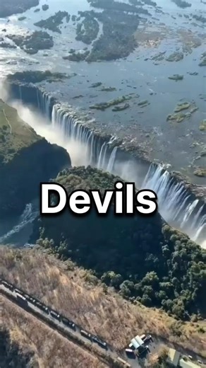 The Most Dangerous Swimming Pool in the World 😱 | Devil’s Pool Mystery
