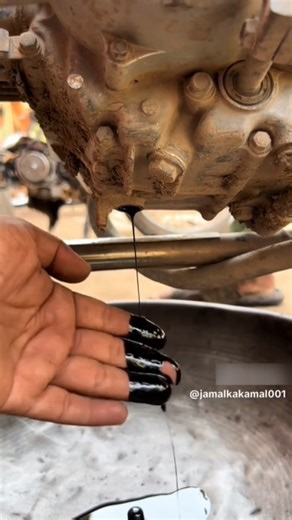 "How to Fix a Jammed Motorcycle Accelerator Cable Easily"