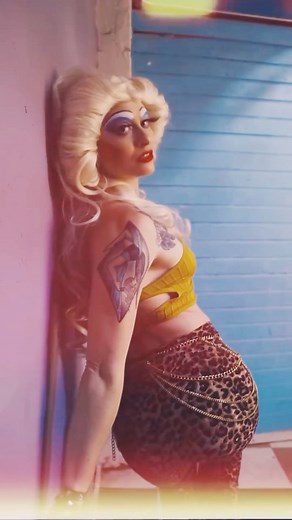 TOMORROW! I've been itching (inching???) to get back in this wig and Punk Rock Crop Top. And it's HAPPENING. @theruckusrevival Nov 13 @continentalcluboakland Many endless thank yous to the lovely @katrowbeeshow and @krmisfitcabaret. Not only did Kat give me so much creative leeway on my character but she okayed us using her recording of the songs for tomorrow's show 😭😭. What's better than dancing to the music of Hedwig?? When one of your friends and people you look up to is singing it. Come se