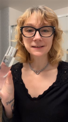 Shannon Antrim on Instagram: "I got this beauty in my Seoul Beauty Club box this month…you can get yours with the link in my bio…make sure you use my code ✨shannon10 to save…you get 5-8 Korean skincare and beauty products delivered every month… #gifted #koreanskincare #kbeauty #discount #viral"