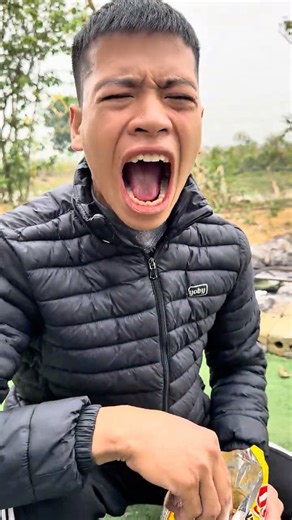 Why Did All the Chips Disappear?! 😭 | A Relatable Snack Crisis in the USA #snack#chips#funnyshort