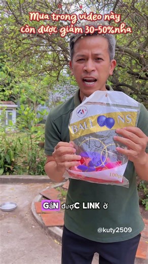 Balloon decorations for Grandma #kenfamily #funny