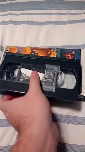 Winnie the Pooh: A Very Merry Pooh Year (2002): VHS Review