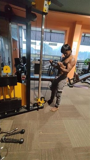 13 inch ka bicep 💪👀 #motivation gym hardwork videos 🥵