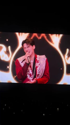 Keng performed “Mantra” at tonight’s Khemjira Final Blessing! His voice is truly something else — so tender and endearing. That song hits even harder when he sings it live. 💗 Khemjira The Series Final EP #เขมจิราต้องรอดตอนจบ #KengHarit | faye イ ۦۦ