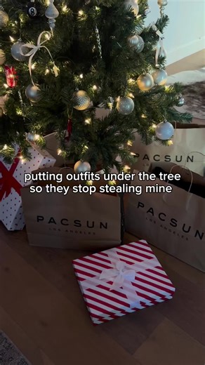 does anyone know if this works? 👀🎁 #pacsun | PacSun