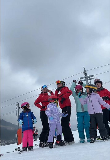 Learn Skiing Techniques with Expert Instructors