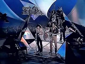 301K views · 9.1K reactions | FOXY / Nos trae un gran recuerdo de la Disco......."get off"...1978....FELIZ SÁBADO....lleno de energía.. | Baúl del Tiempo | Facebook