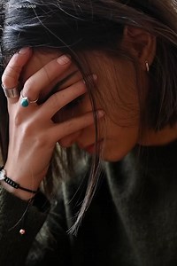 Nachdem sie einen Seitensprung entdeckt hat, verzeiht ein Mädchen ihrem Freund und zieht zu ihren Eltern. Sie hätte jedoch nie gedacht, dass ihr wahrer Feind im selben Haus wohnte. | Beste Mutti