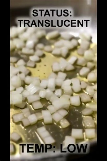 The 1mm Glass Shield: The Spanish Secret to Perfect Onions 🧅 #kitchenhacks #cookingscience