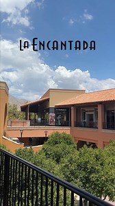@laencantadatucson es uno de los centros comerciales en Tucson donde puedes encontrar tiendas y restaurantes exclusivos, y todo lo que necesitas para tus compras de regreso a clase. 🌵😎 La Encantada 2905 E. Skyline Drive Reserva tu hotel en vamosatucson.com #veranoentucson #backtoschoolshopping | Vamos a Tucson