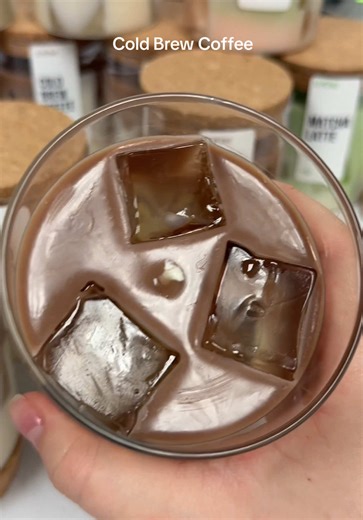 Cold brew coffee candle🧋✨ #handmadecandles #icedcoffeecandle #candlemaking #coldbrewcoffeecandle #fallcandles