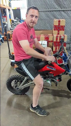 "WORKS" engine built getting test run !! 146cc V2 roller rocker race head with Mikuni VM26 carb!!