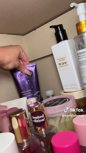 Pick Out a Victoria's Secret Themed Everything Shower Routine with Me 🩷