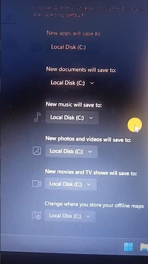 How to Change the Default Save and Download Location in Windows 10 and Windows 11