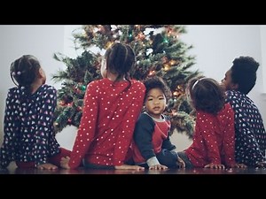 CHRISTMAS EVE IN A HOUSE FULL OF GIRLS!