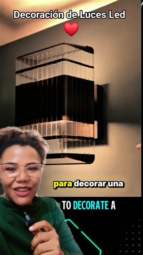 Se ve muy elegante está lámpara de pared con una tapa plástica y luces LED. DIY ❤️ | Home Decor & DIY - Maria Ruiz