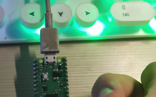 第一次用Arduino玩树莓派pico，先点灯试试😂