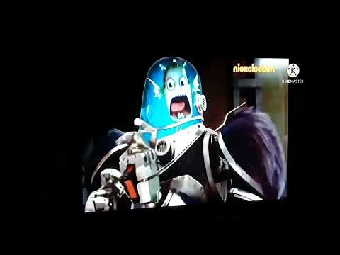 Megamind and Minion screaming at Insectosaurus