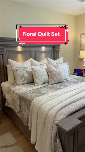 Refreshing your bed for Spring is so easy with quilts from @Linens & Hutch! #bedding #beddingsets #quilt #quilts #springbed