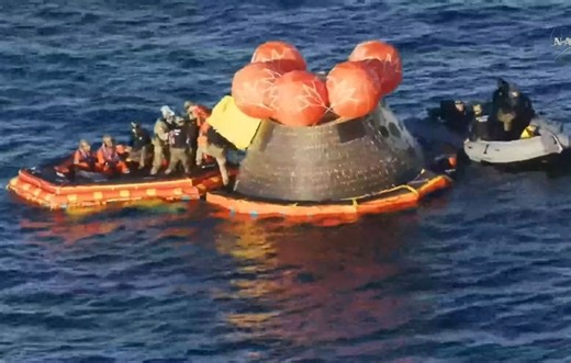 Artémis 2 : Retour réussi sur Terre pour les astronautes après un vol historique autour de la Lune