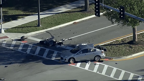 Motorcyclist killed in crash in Schaumburg