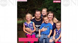 This family's babysaurus-Rex announcement will have you roaring for joy