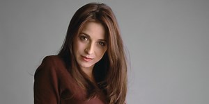 Who's Marin Hinkle from Mrs. Maisel? Wiki: net worth, son, salary, spouse