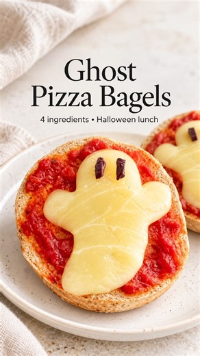 Ghost Pizza Bagels — 4-Ingredient Halloween Lunch 👻