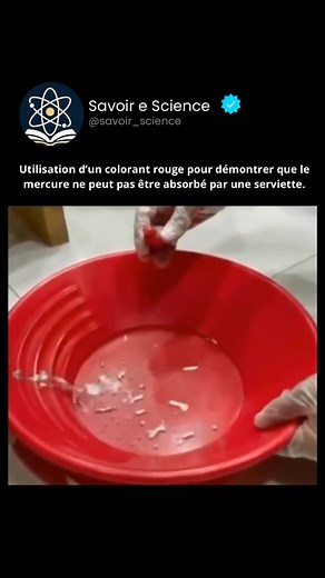 Savoir e science on Instagram: "Le mercure, un élément chimique connu pour sa forme liquide à température ambiante, possède des caractéristiques physiques et chimiques uniques qui le distinguent des autres liquides et le rendent difficile à manipuler avec des matériaux courants, tels que des serviettes ou des chiffons. Sa forte densité est l’un des principaux facteurs : le mercure est le liquide le plus dense connu, avec une masse volumique de 13,6 g/cm, ce qui signifie qu’une petite quantité de
