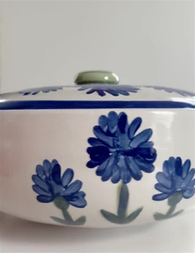 Vintage Louisville Stoneware Casserole Bowl: Blue Bachelor Button Pottery - Etsy