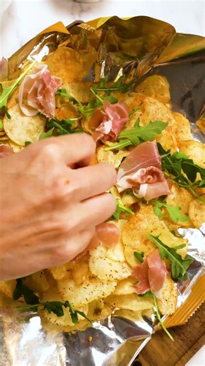 Charcuterie Chips | The Ultimate Summer Party Snack 🧀🥔