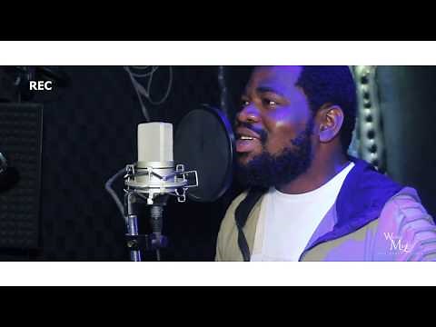 Frère Emmanuel Musongo dans worship akuna kama wewe medley