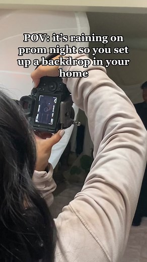 Prom Photoshoot Poses: Tips for Couples & Beginners