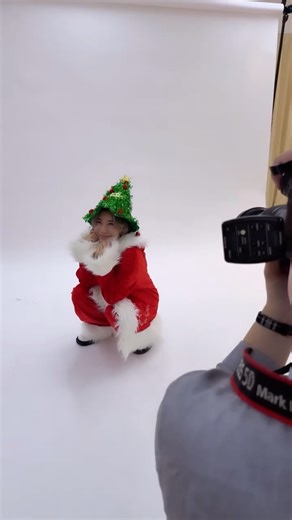 小池成(J0E) on Instagram: "今年もまたこの季節がやってきた🤭 #cʜʀɪsᴛᴍᴀs2025 #プラチナボーイズ #小池成 #じょースタイル"