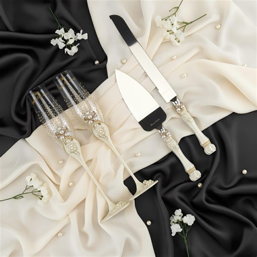 Pearl Wedding Flutes With Cake Server, Champagne Toasting Flutes for Bride and Groom, Ivory Wedding Gift - Etsy