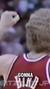 Charles Barkley tells a funny Larry Bird trash talk story about the infamous 3pt shooting contest where Larry told the other contestants “Who’s coming in 2nd place!” and won! 😂😂 Happy Birthday Larry Bird! 🎉 #larrybird #story #shorts #NBA #Celtics | Justin Paden
