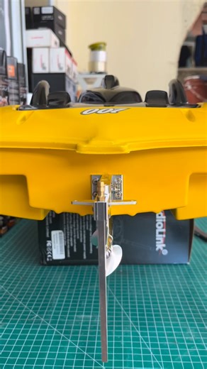 Hudri | Install Motor Servo For Linkage Rudder RC Boat Catamaran #rcboatbatam #rcboatcatamaran #kitrcboat #restorasircboat | Instagram