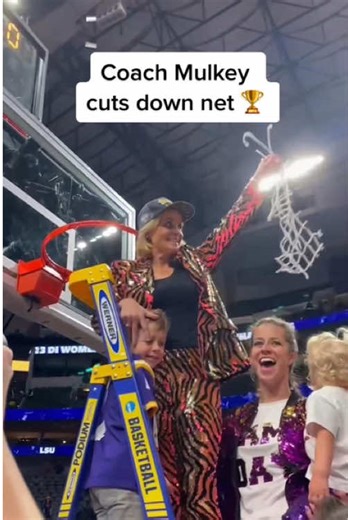 Kim Mulkey: Building Empires in Women's Basketball