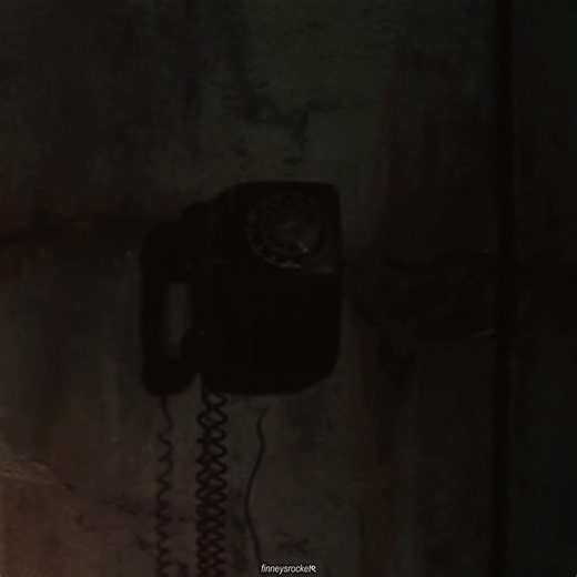 #rinney :: ouch this hurts #theblackphone #finneyblake #robinarellano #masonthames ib: @𑣲 v