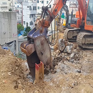 Vibration ripper rental and volume construction | Broken Home Diaries