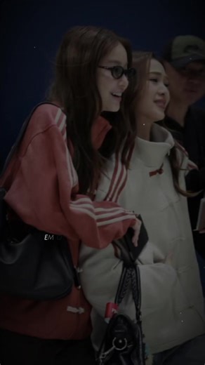 có danh phận cái là dính nhau như sam vậy đó #namtanfilm #filmrachanun #namtantipnaree #dmy_namtanfilm