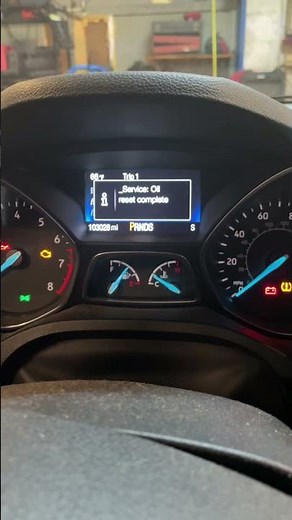 2014-2019 Ford Escape oil life reset