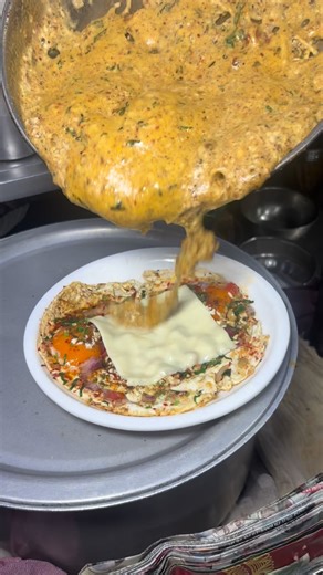 The Maker Hub | How It's Made on Instagram: "Khan Special Omelette 🍳🔥 Spicy, buttery and full of flavour! A must-try street-style omelette 😋 Follow 👉 the_makerhub #KhanSpecialOmelette #EggLovers #StreetFoodIndia #DelhiStreetFood #FoodReels ReelsIndia ViralReels TrendingReels InstaFood FoodieIndia DesiFood TheMakerHub"