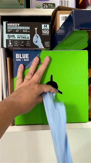 👩🏻‍🔧 Reset my sewing machine repair workshop with me!