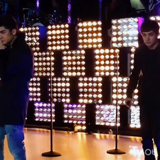 29K views · 1.8K reactions | They are so cute 梁❤️‍啕 #memories One Direction #fypシ | Always Directioner | Facebook